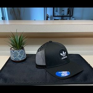 🔥Adidas Originals SnapBack🔥